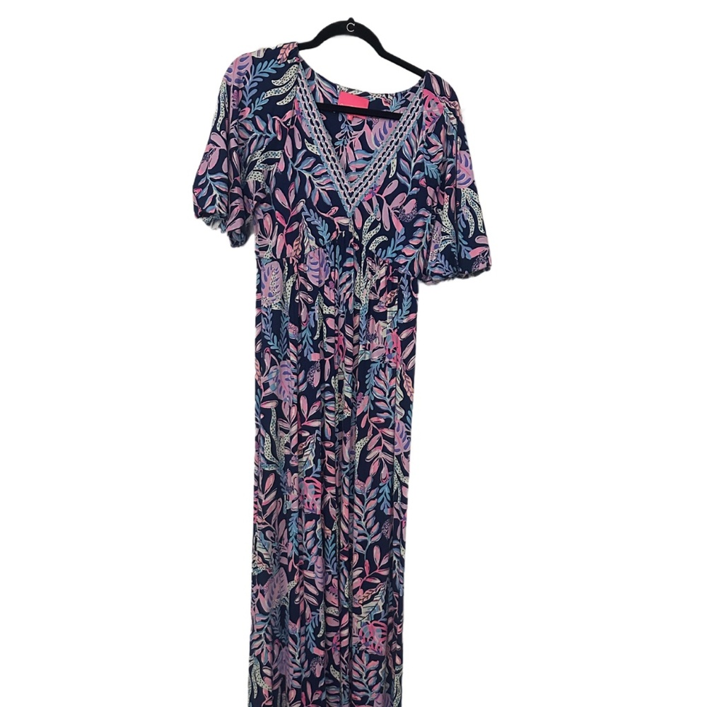 Lilly Pulitzer size Medium